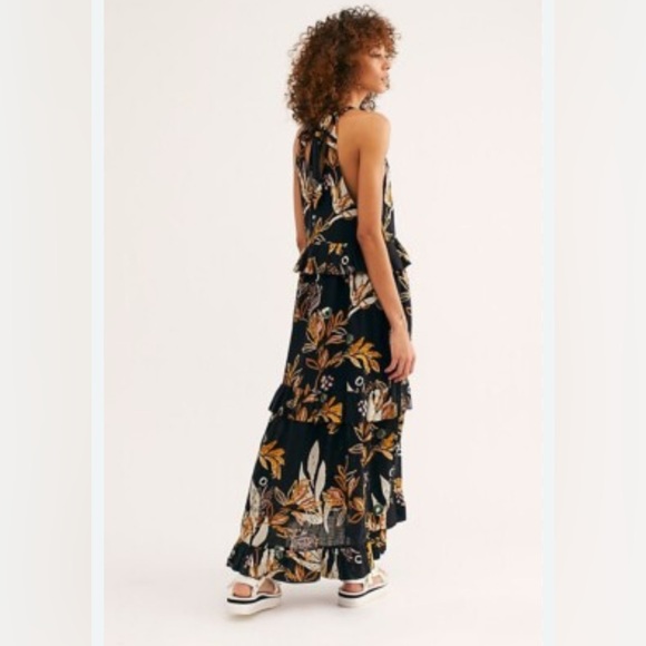 Free People Dresses & Skirts - FREE PEOPLE ANITA PRINTED MAXI DRESS Tiered Leaf Print